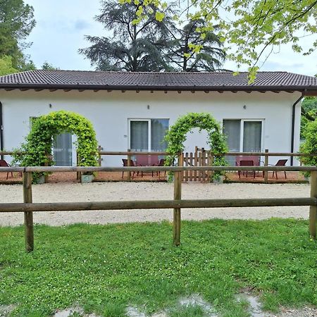 Agriturismo Il Rovere Lonato del Garda Exterior foto